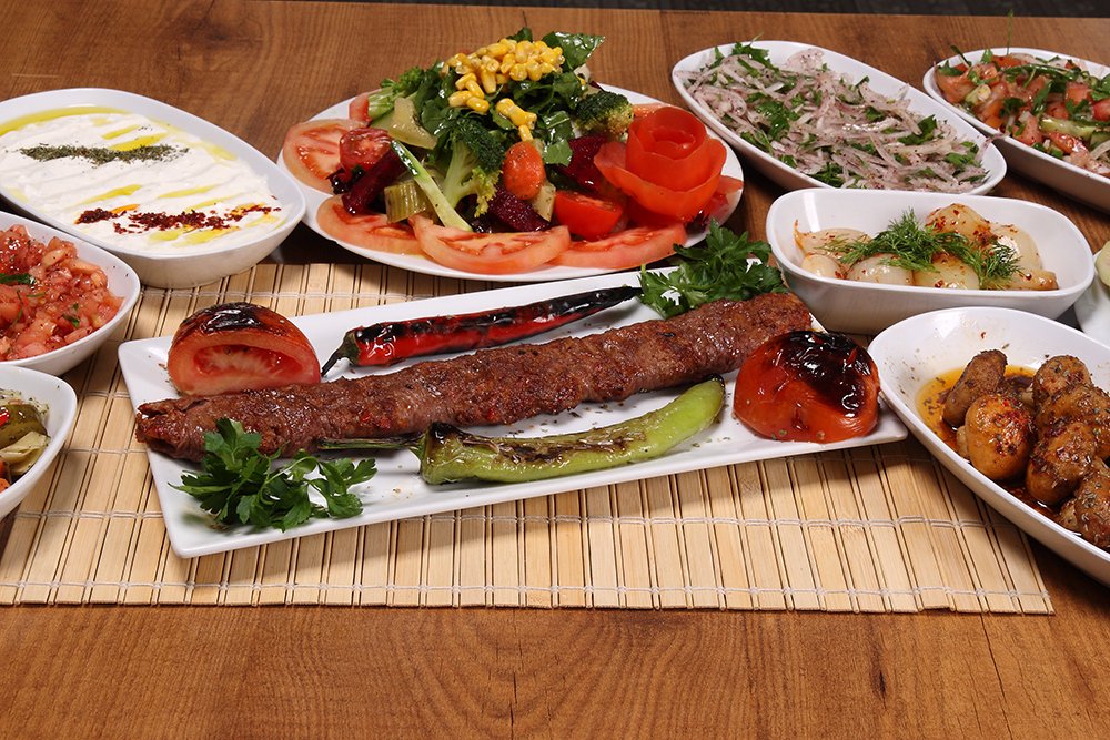 Adana Kebab Menü